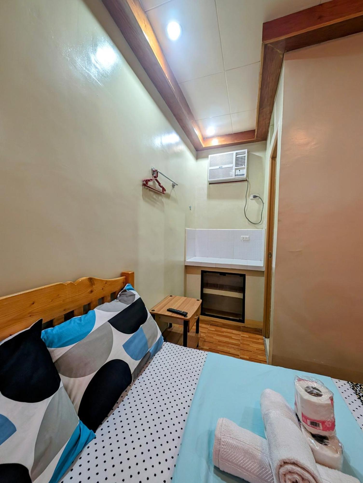 Screaming Gecko Hostel Busuanga Exterior photo