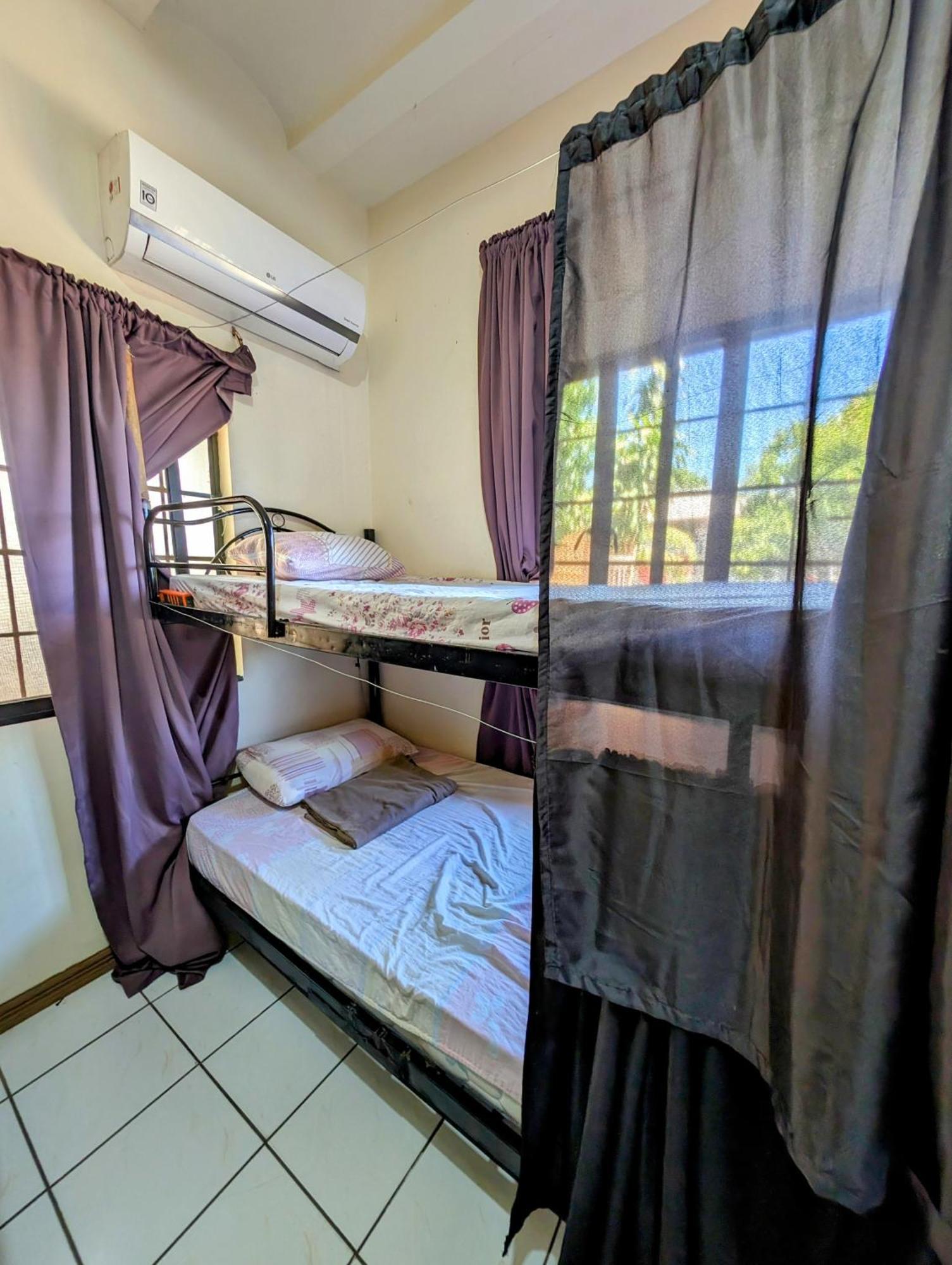 Screaming Gecko Hostel Busuanga Exterior photo