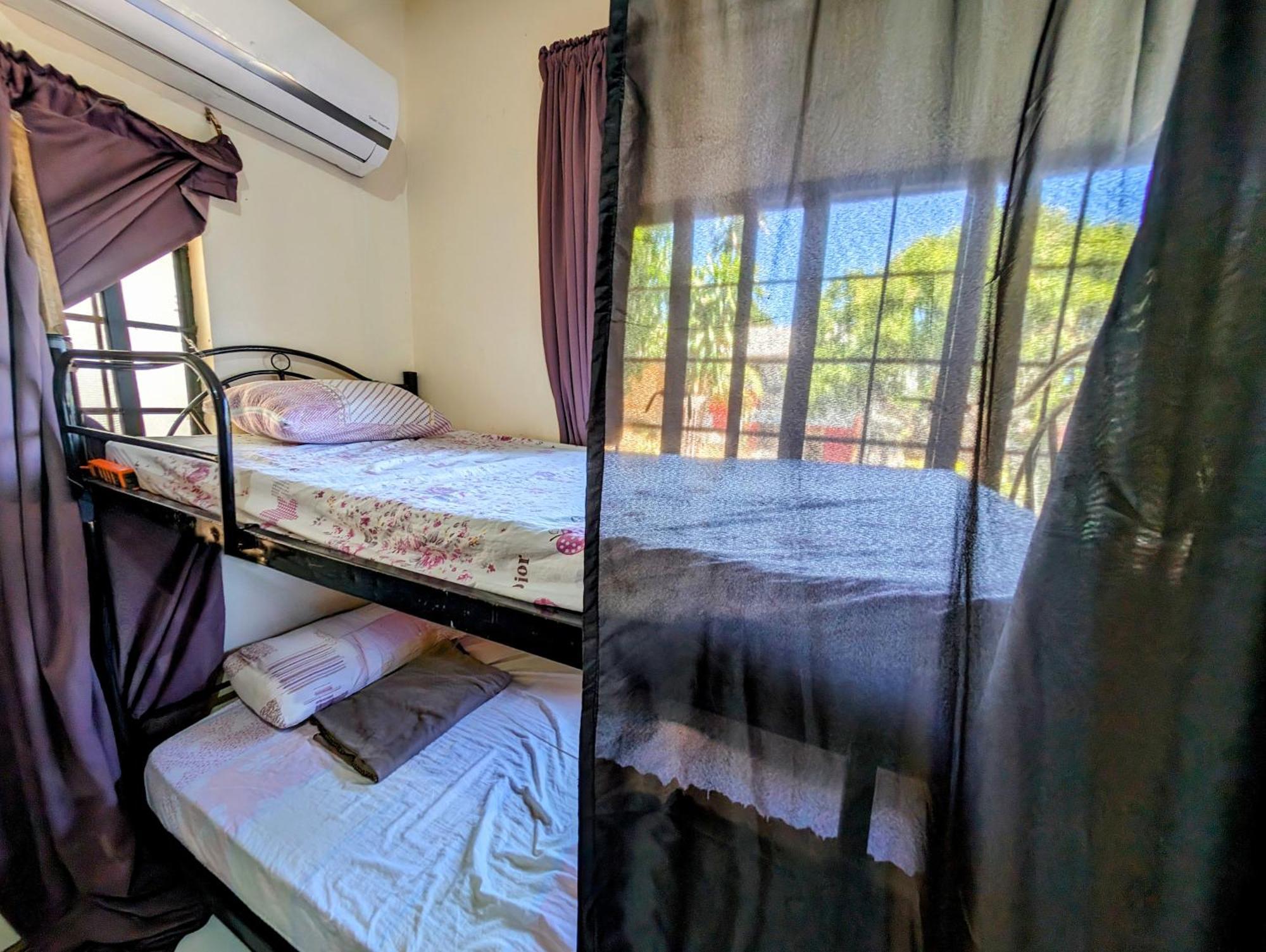 Screaming Gecko Hostel Busuanga Exterior photo
